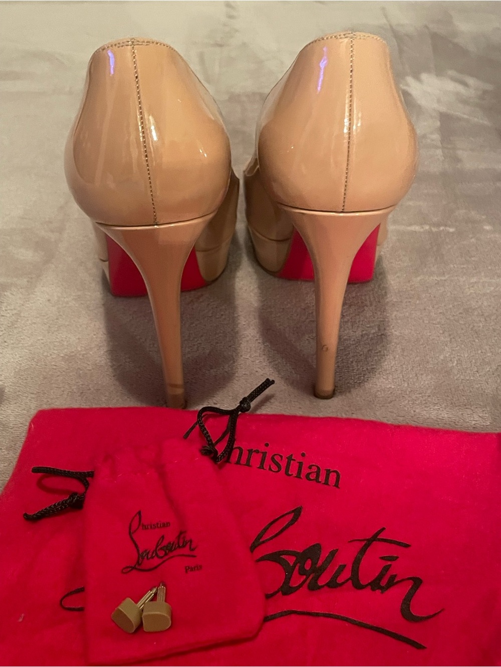 Christian Louboutin Patent Nude Platform Pumps with Red Sole - Picture 4 of 4